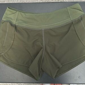 Born primitive free flow shorts